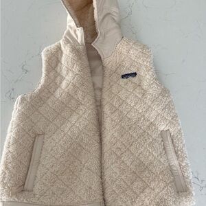 Patagonia Women’s Cream Fleece Reversible Vest